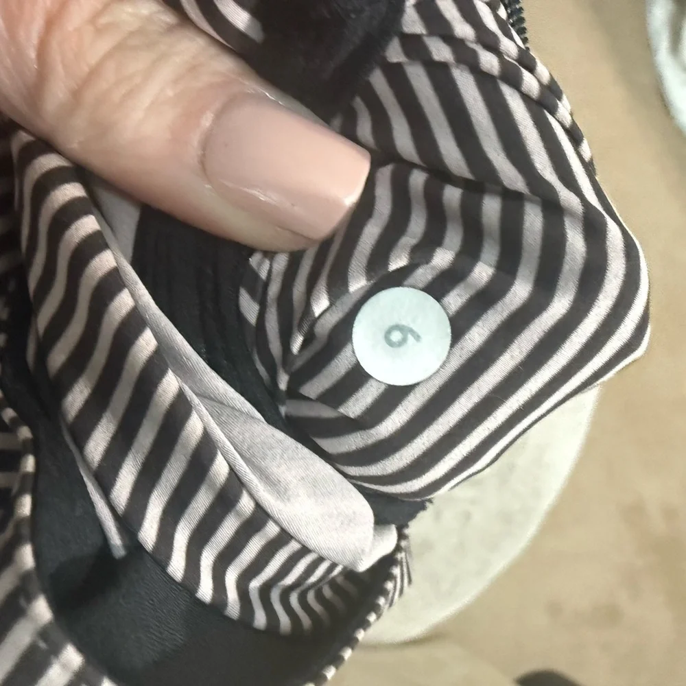 Lululemon Hooded Full Zip Running Jacket Brown Striped‎ Womens Size 6